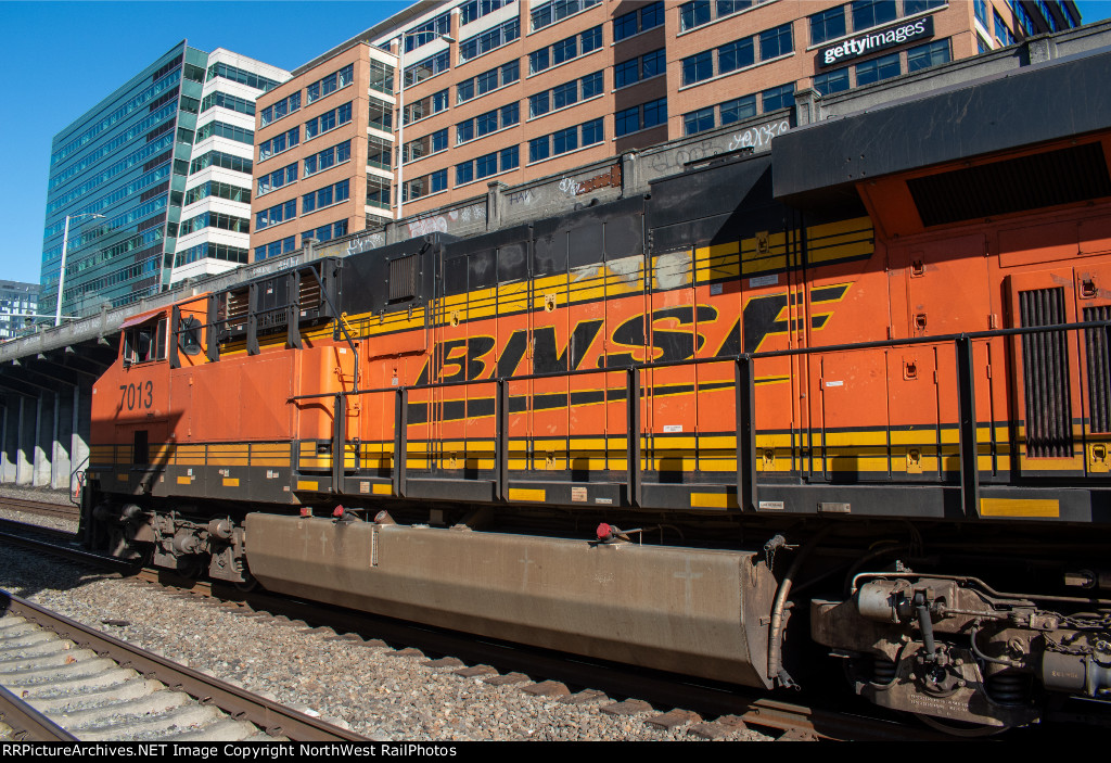 BNSF 7013